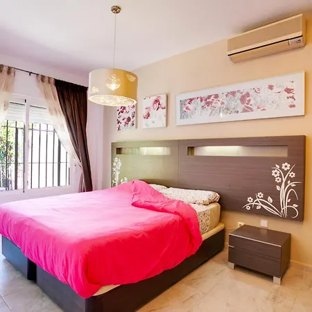 Chalet Calancha * Estepona
